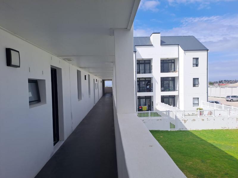 2 Bedroom Property for Sale in Westcliff Western Cape